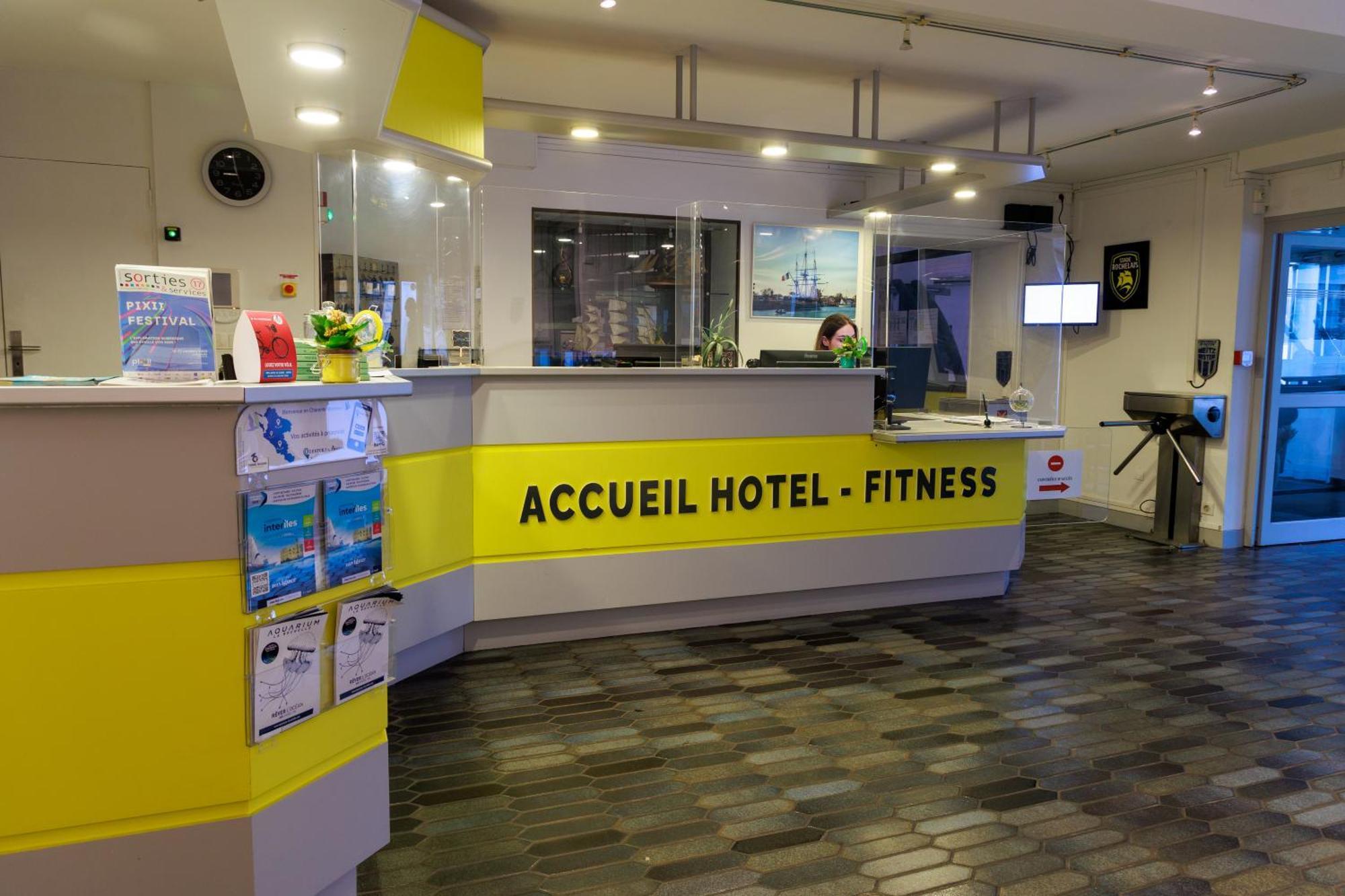 Logis Hotel Le Rochelois La Rochelle  Exterior photo